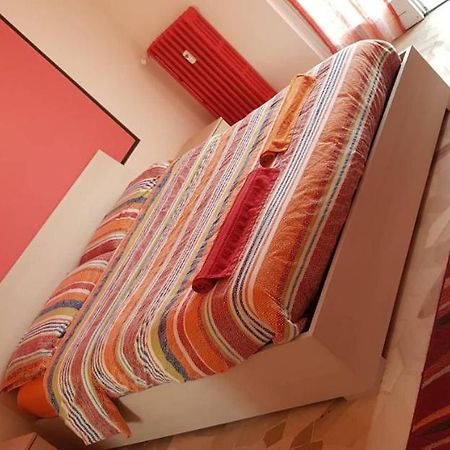 Helloguesthouse Olgiate Comasco Екстериор снимка
