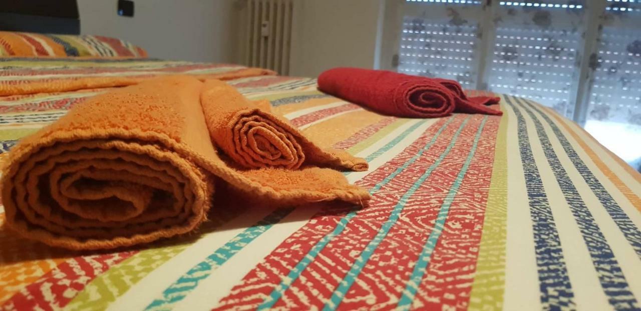 Helloguesthouse Olgiate Comasco Екстериор снимка
