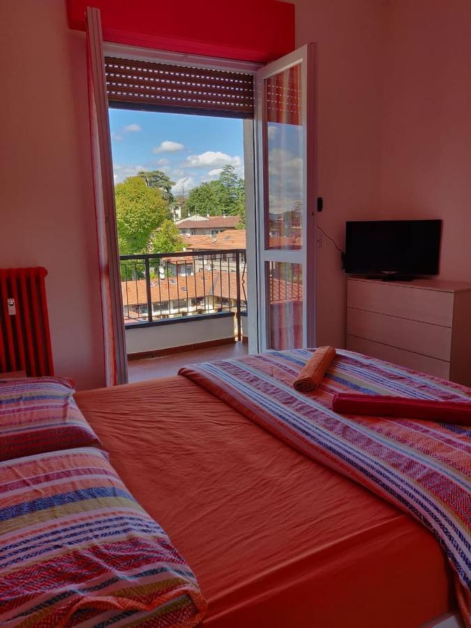 Helloguesthouse Olgiate Comasco Екстериор снимка